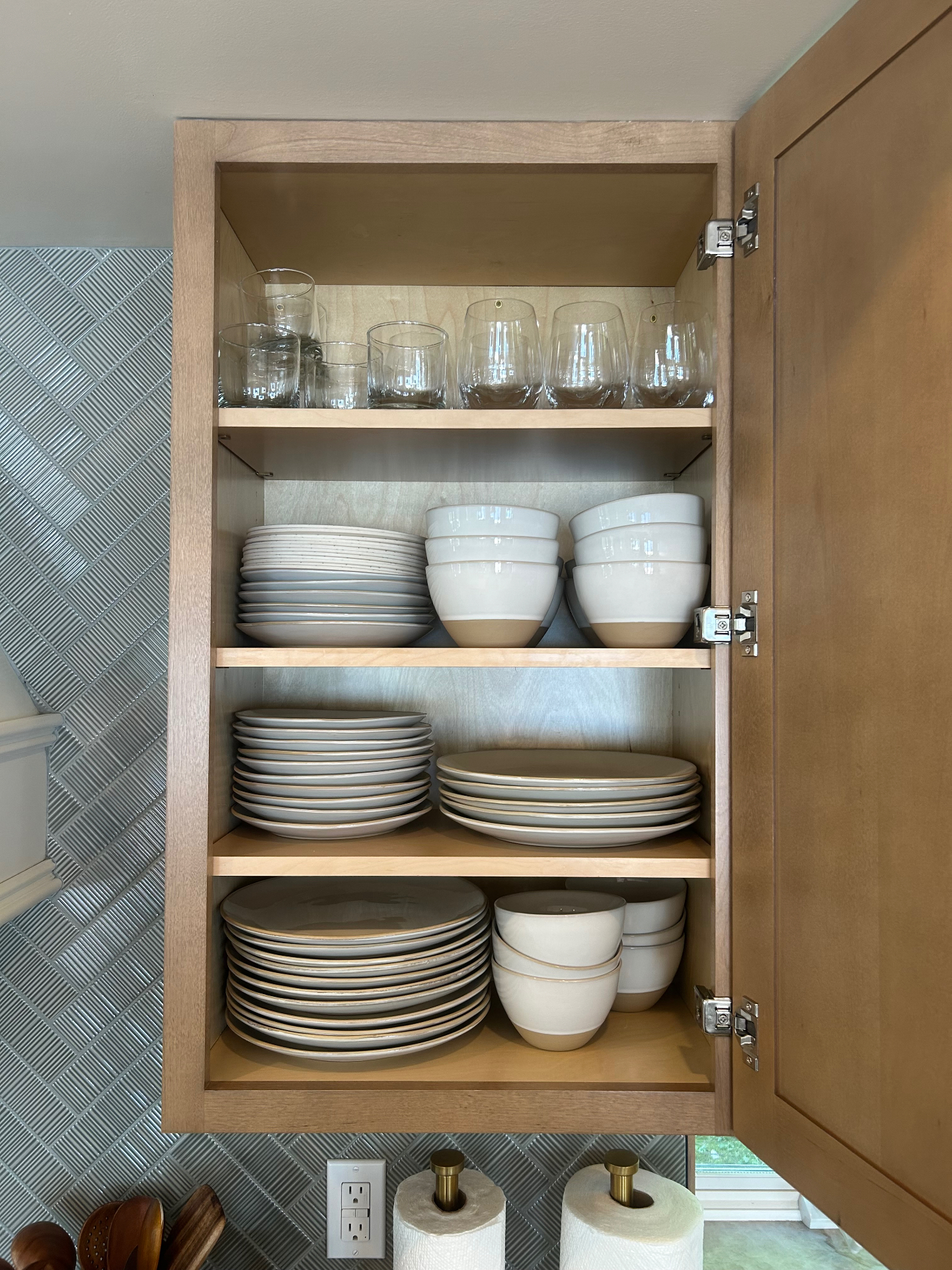 Dishes & Bowls