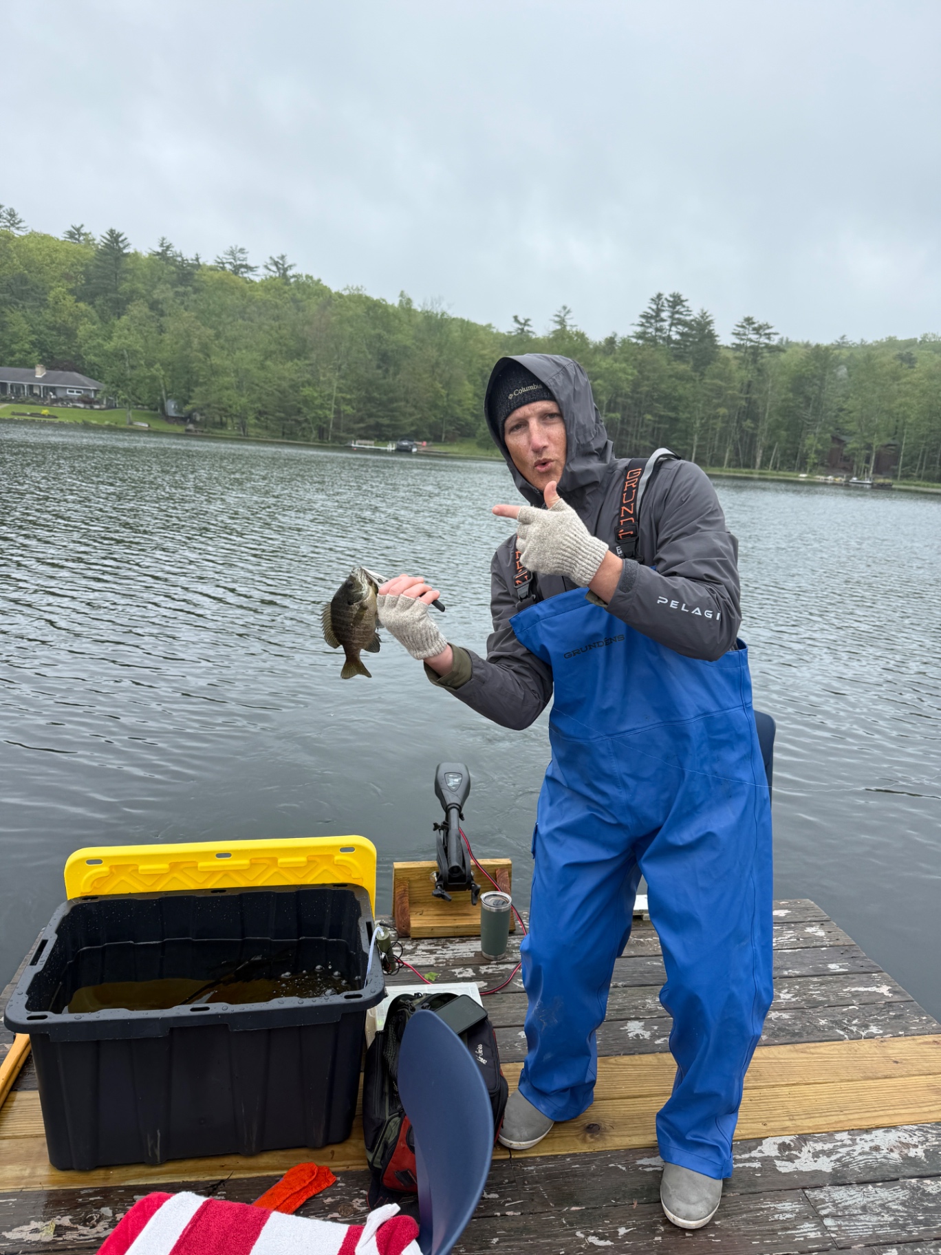 Sunnie, hooked in the rain